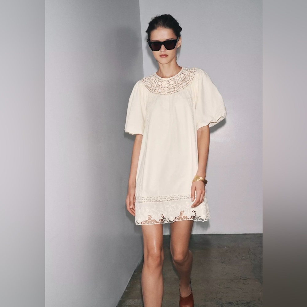 ZARA WOMAN COLLECTION - ZW Collection Embroidered Short Dress in Ecru!